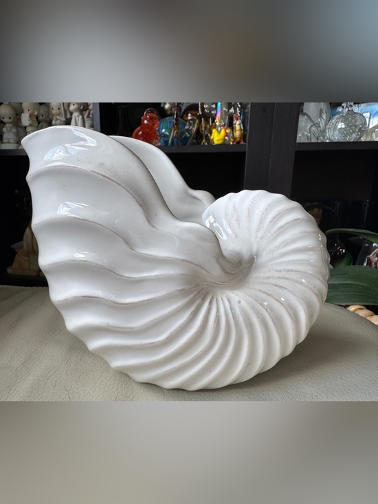 Other - White Ceramic Nautilus Shell Sculpture - Decorative Home Art